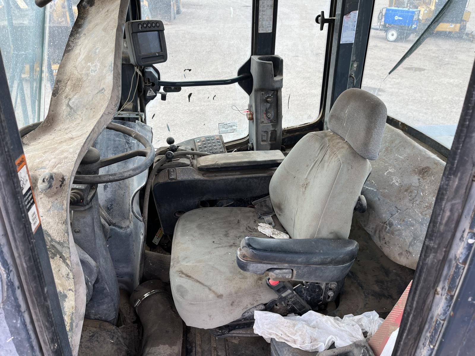 ./imagenes/INVOICE/2019/17454/CARGADOR FRONTAL JOHN DEERE 744K (14).JPG